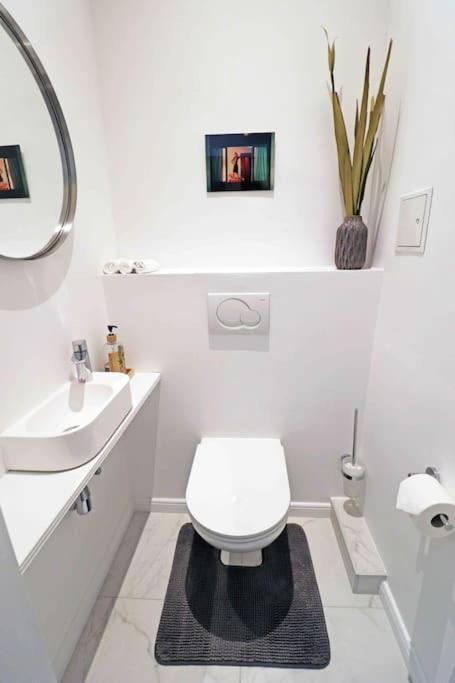 Smart Apt Mit Balkon Am Augarten Park Naehe Zentrum เวียนนา ภายนอก รูปภาพ